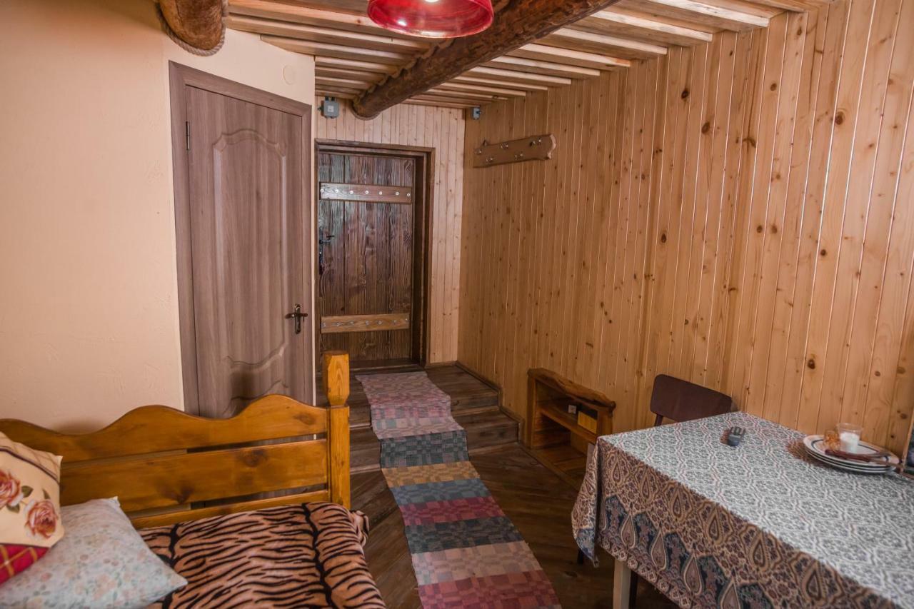 Садиба Над Потоком Lumshory Exterior photo