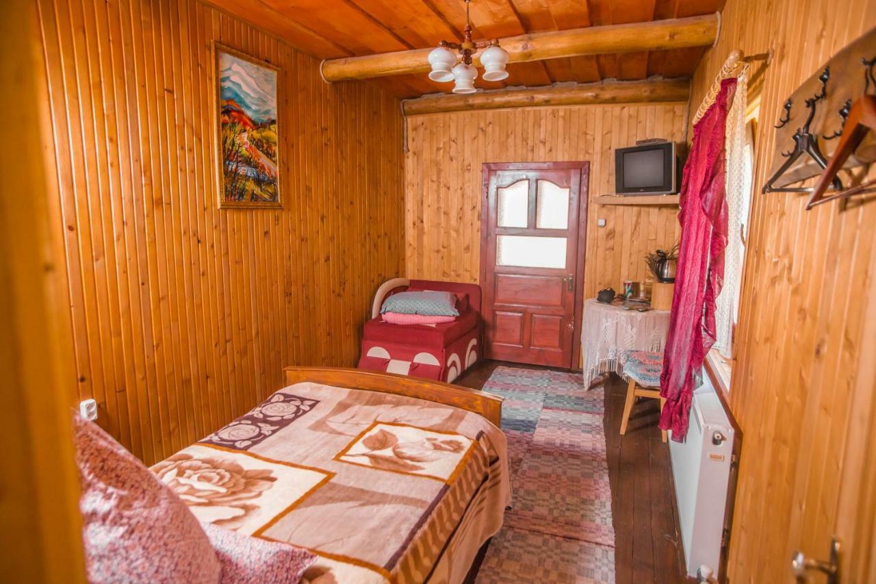 Садиба Над Потоком Lumshory Exterior photo
