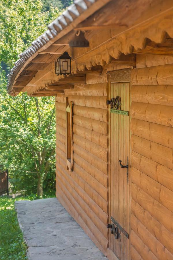 Садиба Над Потоком Lumshory Exterior photo