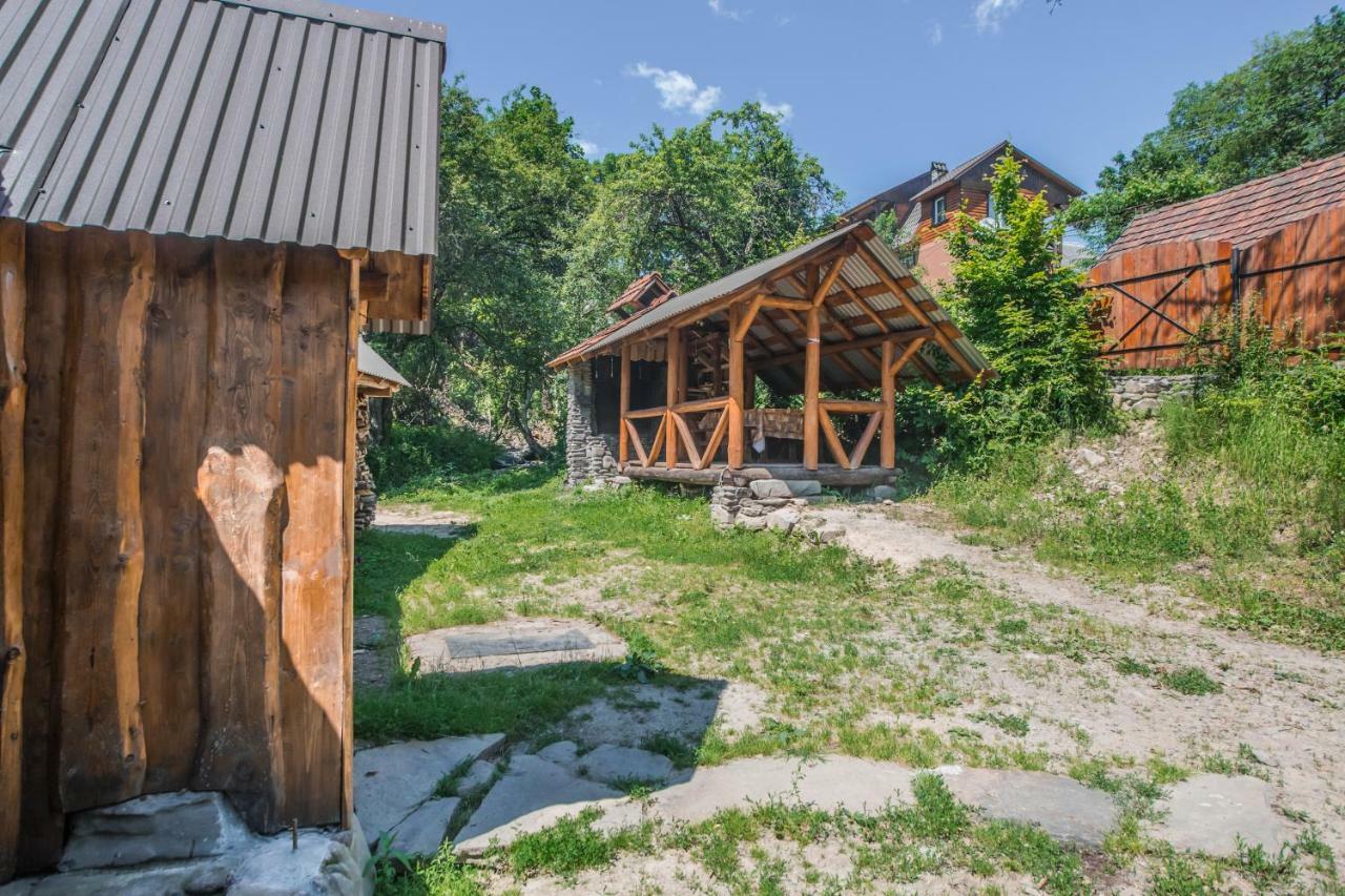 Садиба Над Потоком Lumshory Exterior photo